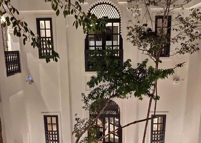 Ambre & Epices Jungle & Hotel 4*